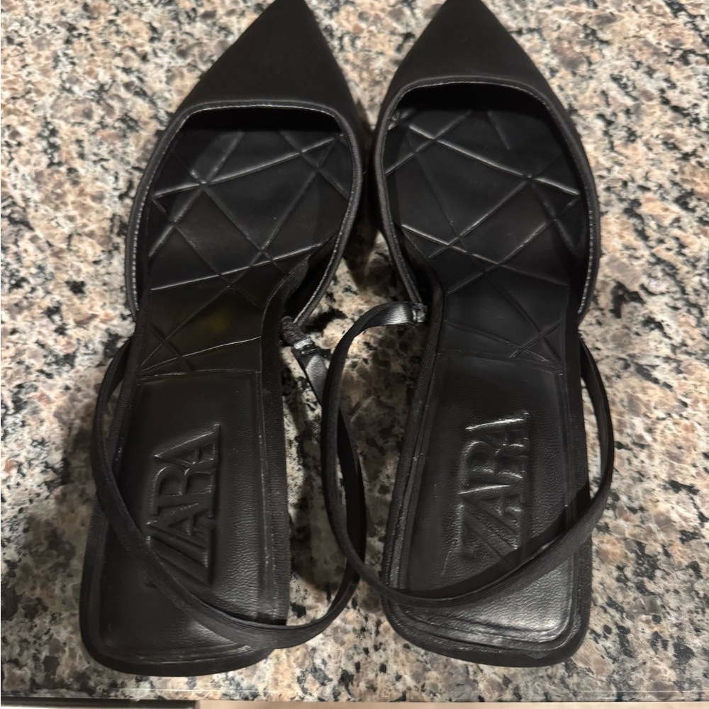 Zara Black Heeled Shoes with Classic Elegance